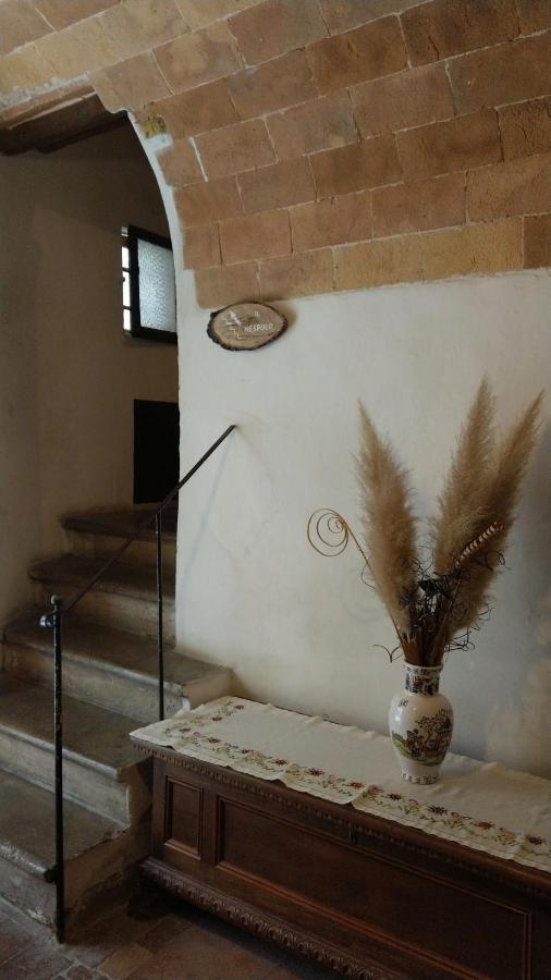Appartamento Il Nespolo San Gimignano Exterior foto